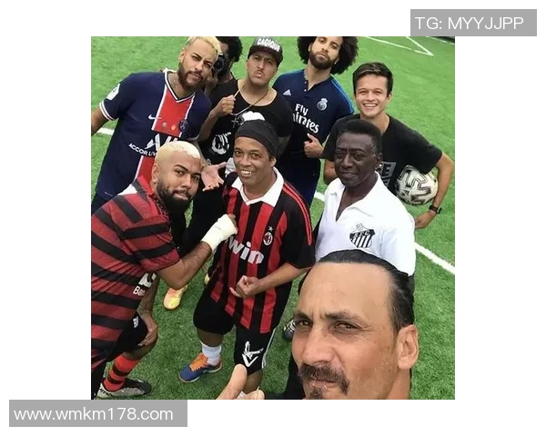 足球明星模仿者搞笑视频大比拼谁才是最搞笑的足球模仿达人