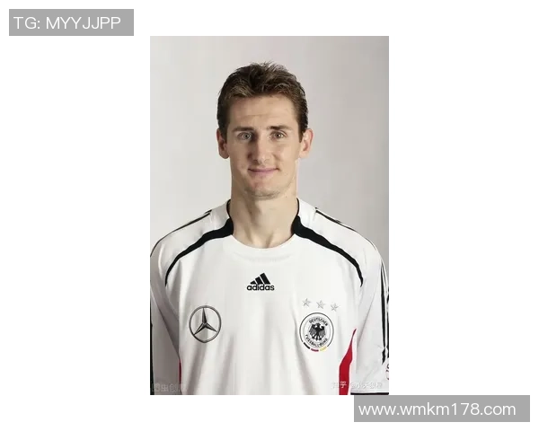 足球明星在赛场上泪流满面瞬间集锦感动无数球迷的心灵之旅